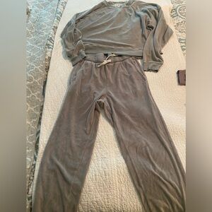 Electric & Rose Velour Sweatshirt and sweatpants matching set.